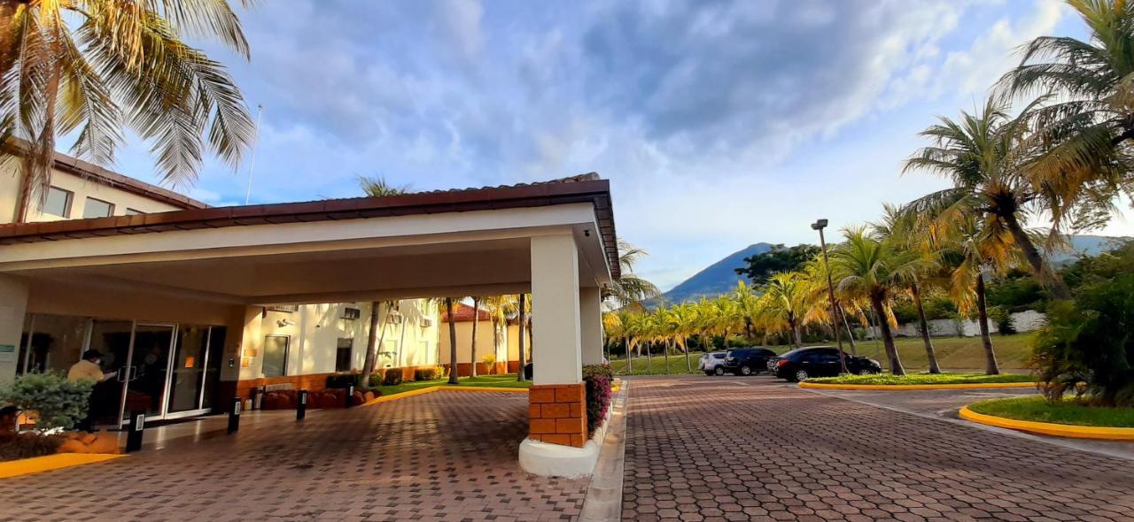 Comfort Inn Real La Union Exterior photo